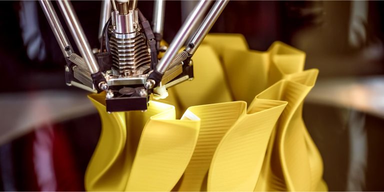 Lee más sobre el artículo Impresión 3D en la Ingeniería Mecánica: Innovaciones y aplicaciones en el sector industrial